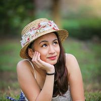 Krystle Gomez Photo 17