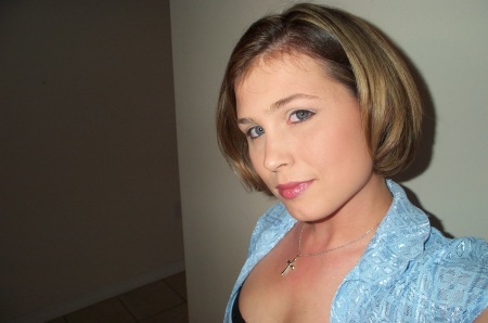 Angela Thomas Photo 46