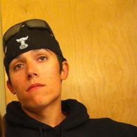 Tyler Andersen Photo 22