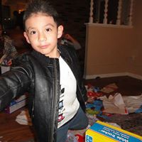 Edison Torres Photo 17