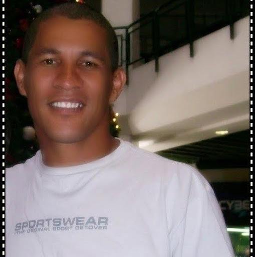 Raymond Silva Photo 11