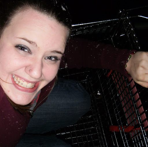 Nicole Harvey Photo 24