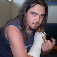 Gavin Roach Photo 29