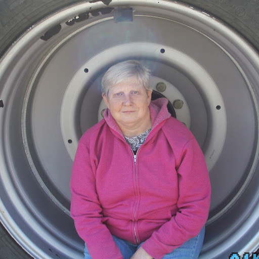 Jenny Graves Photo 36