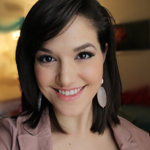 Rebecca Aragon Photo 18