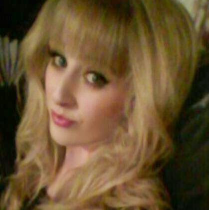 Claire Harrison Photo 36
