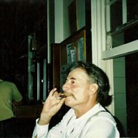 Douglas Grove Photo 16