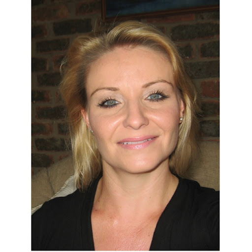 Gillian Davies Photo 27