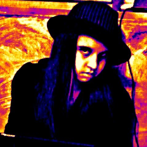 Julia Duarte Photo 12
