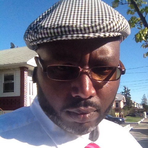 Tyrone Singleton Photo 5