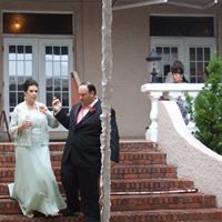 Annie Hopkins Photo 33