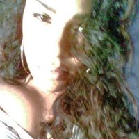 Danielle Castillo Photo 10