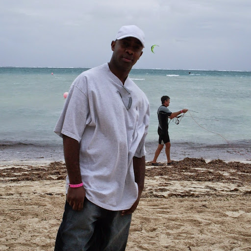 Julian Morgan Photo 37