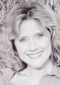 Kelly Powers Photo 11