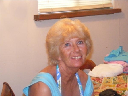 Peggy Collins Photo 33