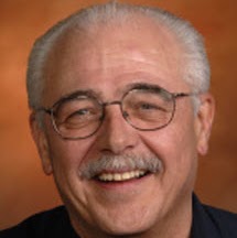 Steve Conrad Photo 20