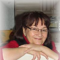 Lorraine Roy Photo 17