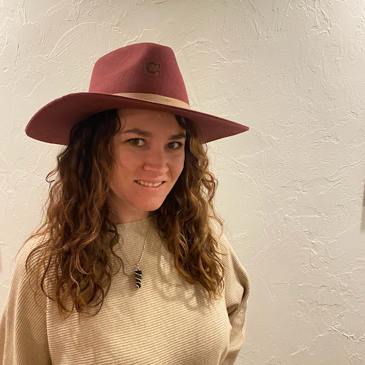 Leah Jackson Photo 24