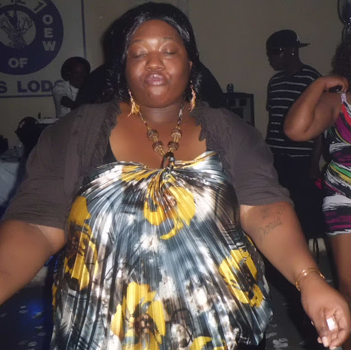 Teresa Holland Photo 14