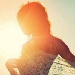 Lucy Lawrence Photo 11