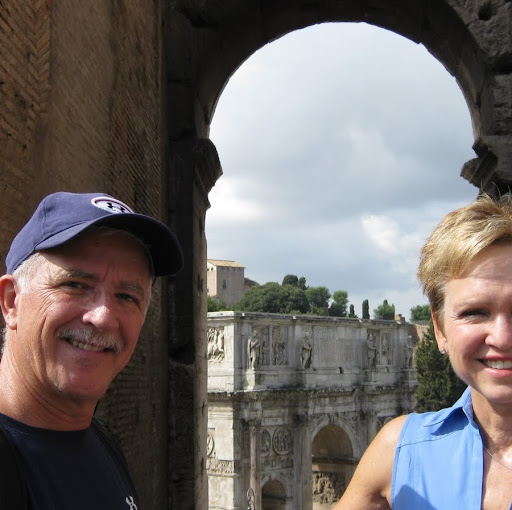 Elizabeth Demarco Photo 15