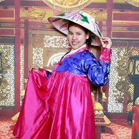 Maria Valentino Photo 15