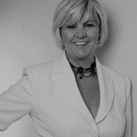 Pauline Sadler Photo 7