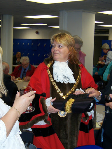 Ann Thomas Photo 13
