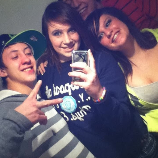 Rebecca Bird Photo 29