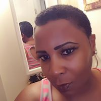 Nikki Howard Photo 18