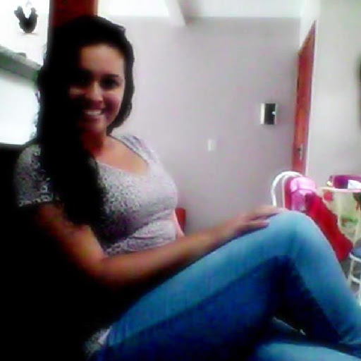 Jeniffer Campos Photo 7