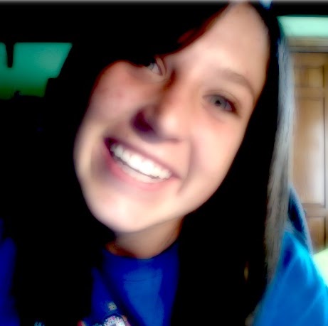 Amanda Atkins Photo 35