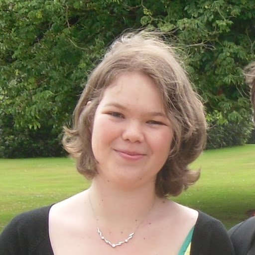 Claire Howell Photo 29