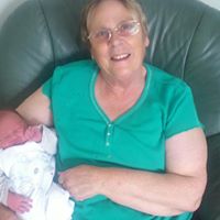 Vicky Mitchell Photo 16