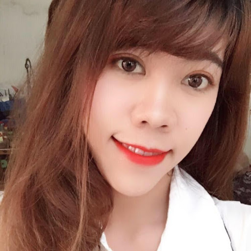 Chau Hoang Photo 8