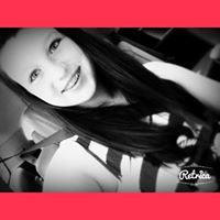 Caroline Conner Photo 35
