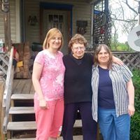 Sally Brewer Photo 27