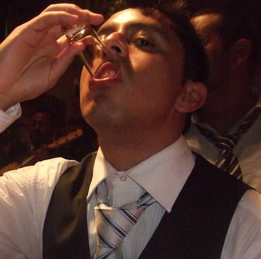 Carlos Roman Photo 9