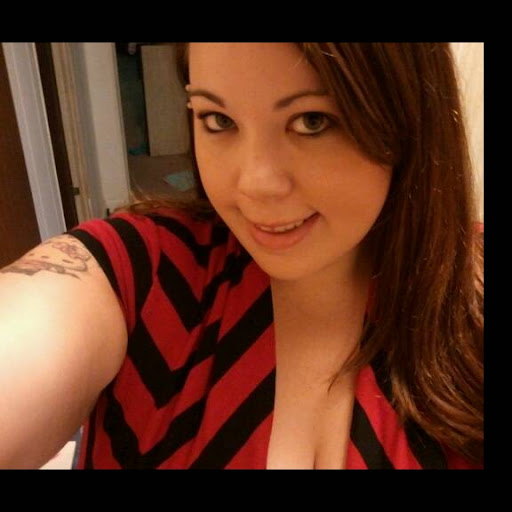 Kimberly Watson Photo 12