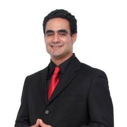 Roland Ruiz Photo 11