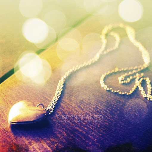 Rachael Monroe Photo 13