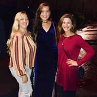 Emily Barth Photo 37