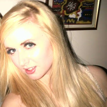 Molly Heath Photo 10