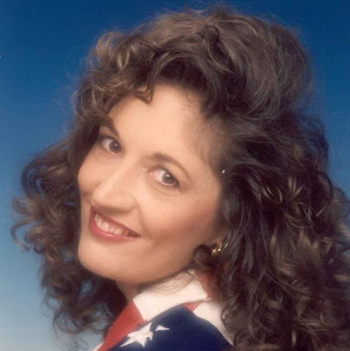 Denise Armstrong Photo 7