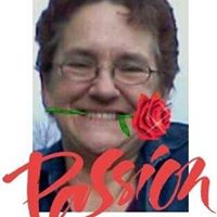 Elizabeth Payne Photo 24