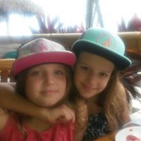 Suzanne Freitas Photo 2