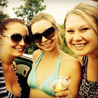 Janelle Clemons Photo 11