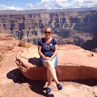 Paula Reilly Photo 21