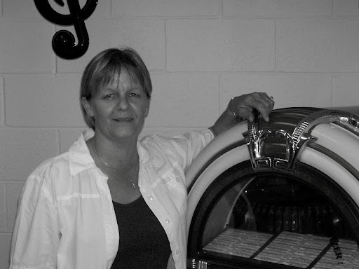 Sheila Ryan Photo 44