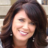 Michelle Luke Photo 36